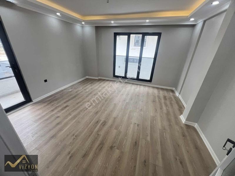 Vizyon Emlak'tan Bayramoğlu Mh Sıfır Arakat 2+1 Daire — fotoğraf 8