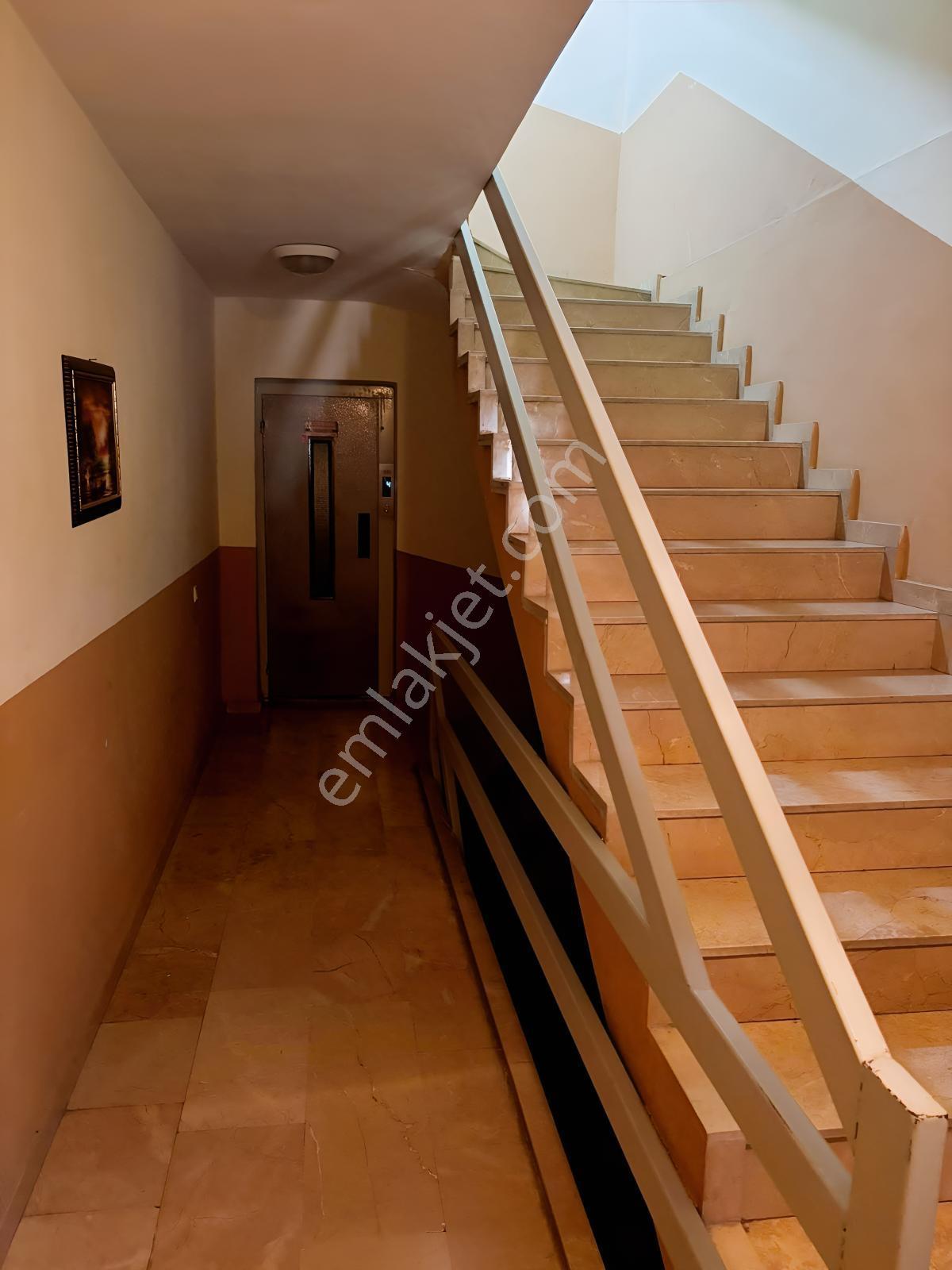 Bafra Vıp Gym.den İshaklı Mah. Gençlik Cad.de 3+1 Satılık Daire — fotoğraf 18