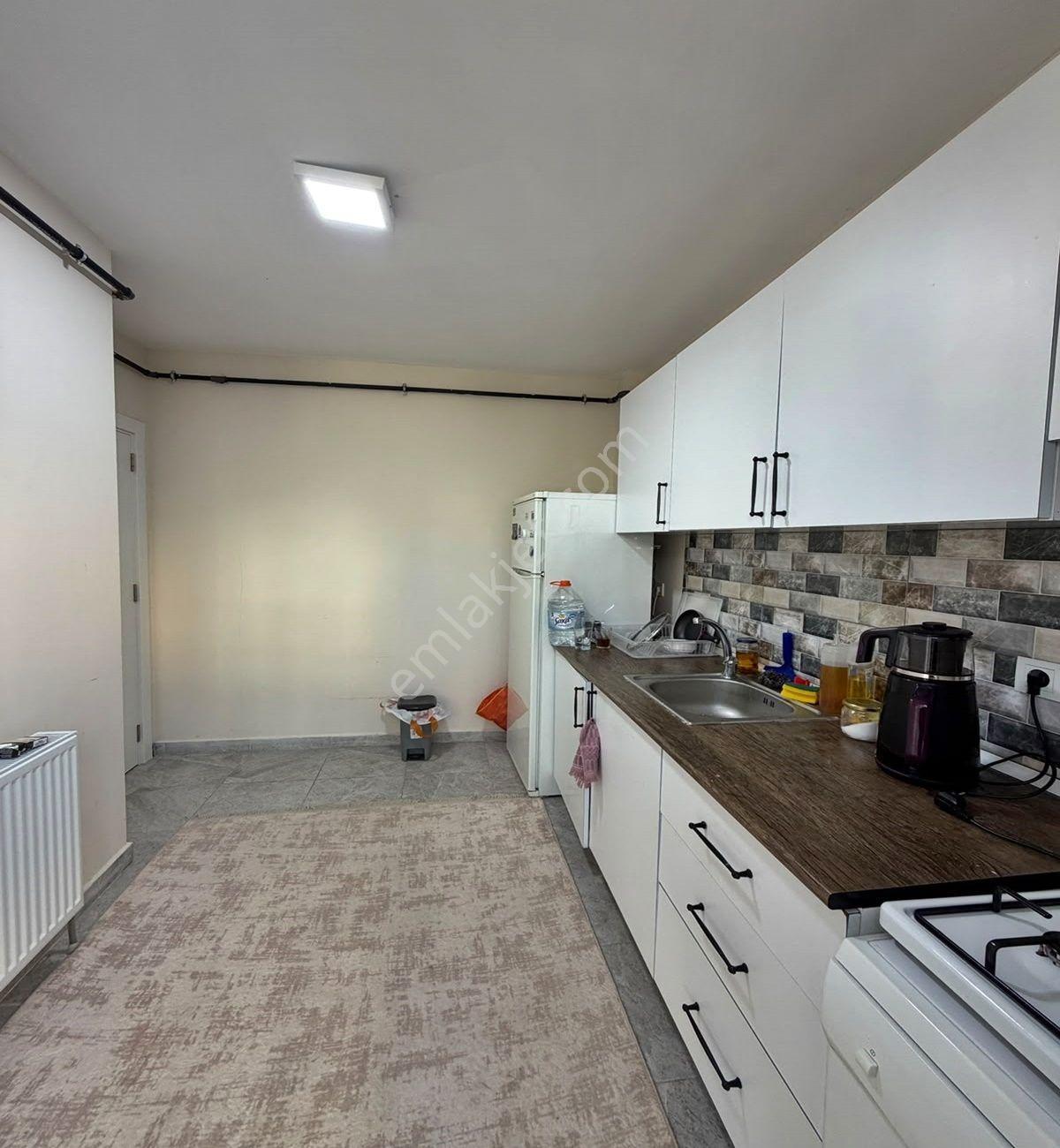 Kod 5459 Hürriyet Mah. Merkezi Konumda Eşyalı 2+1 Satılık — fotoğraf 7