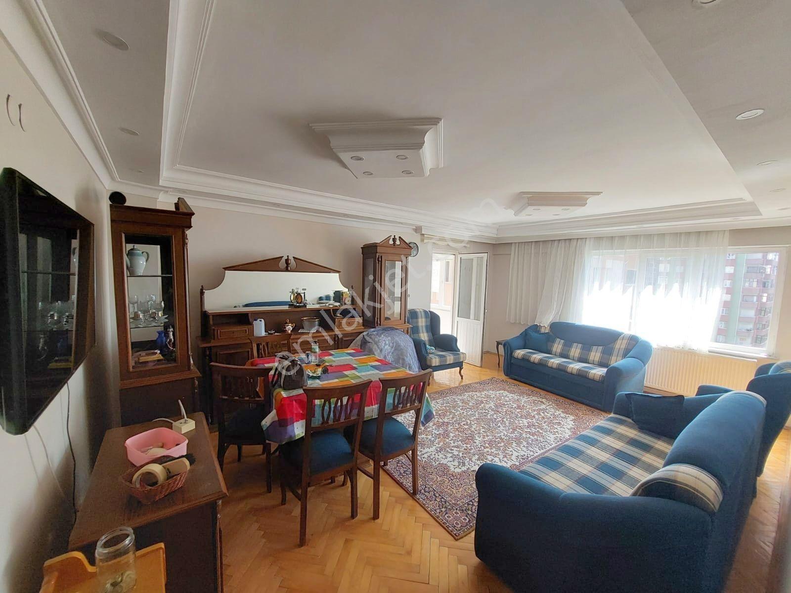 Mertcan'dan Hürriyet Mah İskanlı Site İçi Balkonlu 3+1 Daire — fotoğraf 3