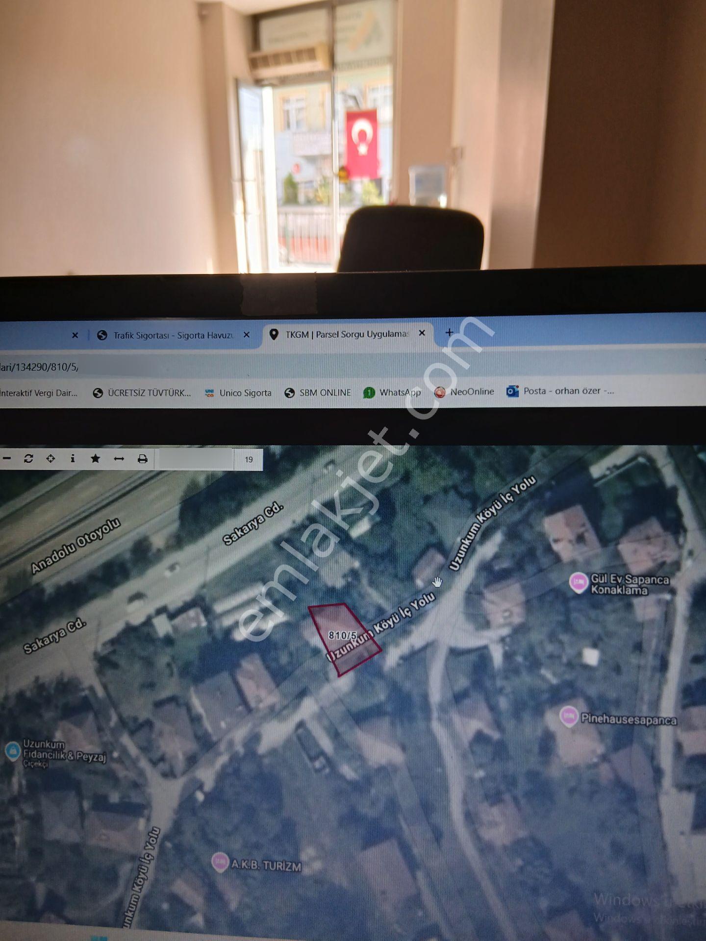 Sapanca Uzunkun Köy İci Göle 300 Metre Medafede İçinde Mustakil Ev Olan 248.m² Yer Satılık — fotoğraf 5
