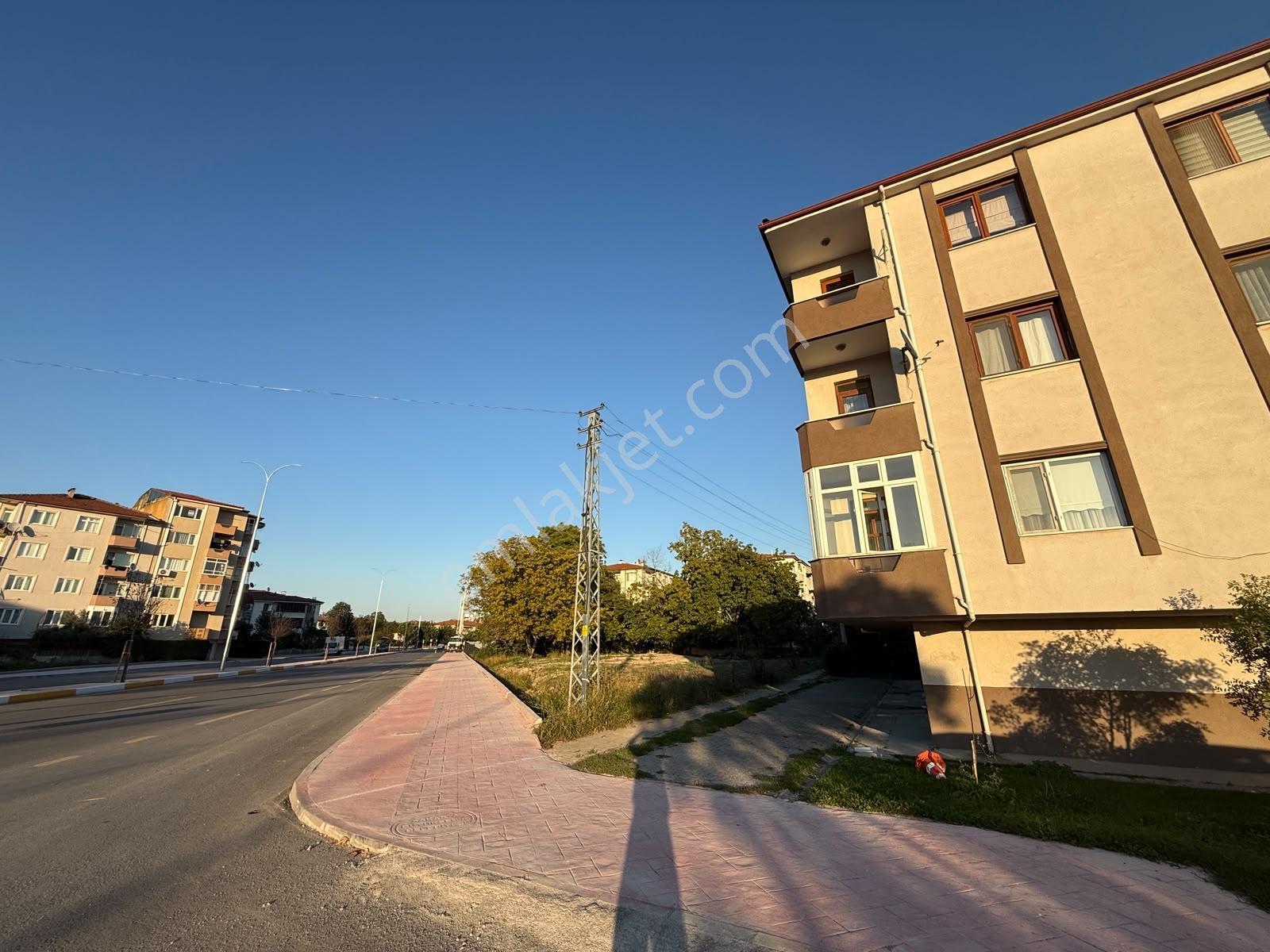 Aet Gayrimenkul'den Erenler Dilmen Mah.'de Satılık 3+1 Daire — fotoğraf 3