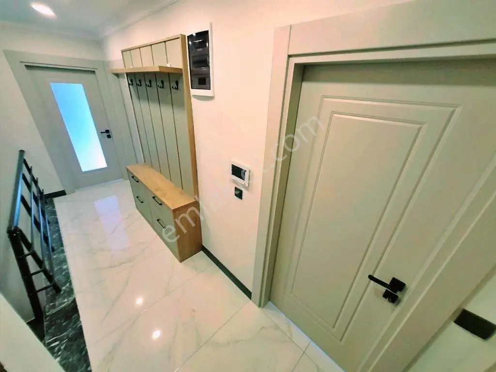 Uytundan Gürede Müstakil Gibi Denize 300 Metre 4+1 Bahçedubleksi — fotoğraf 11