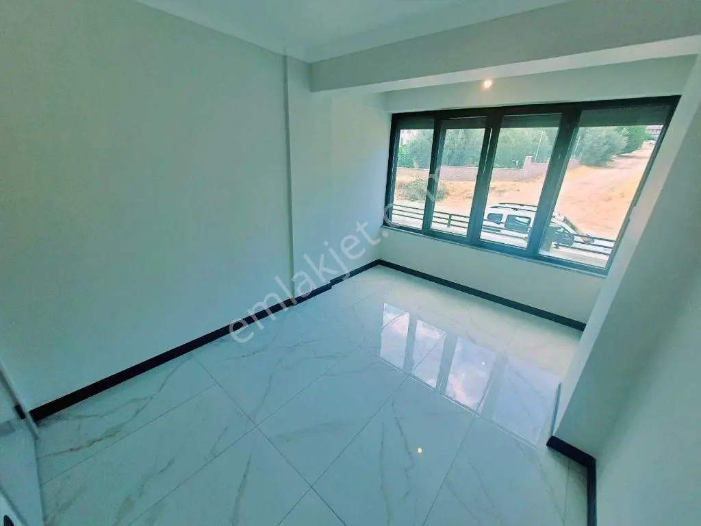 Uytundan Gürede Müstakil Gibi Denize 300 Metre 4+1 Bahçedubleksi — fotoğraf 29