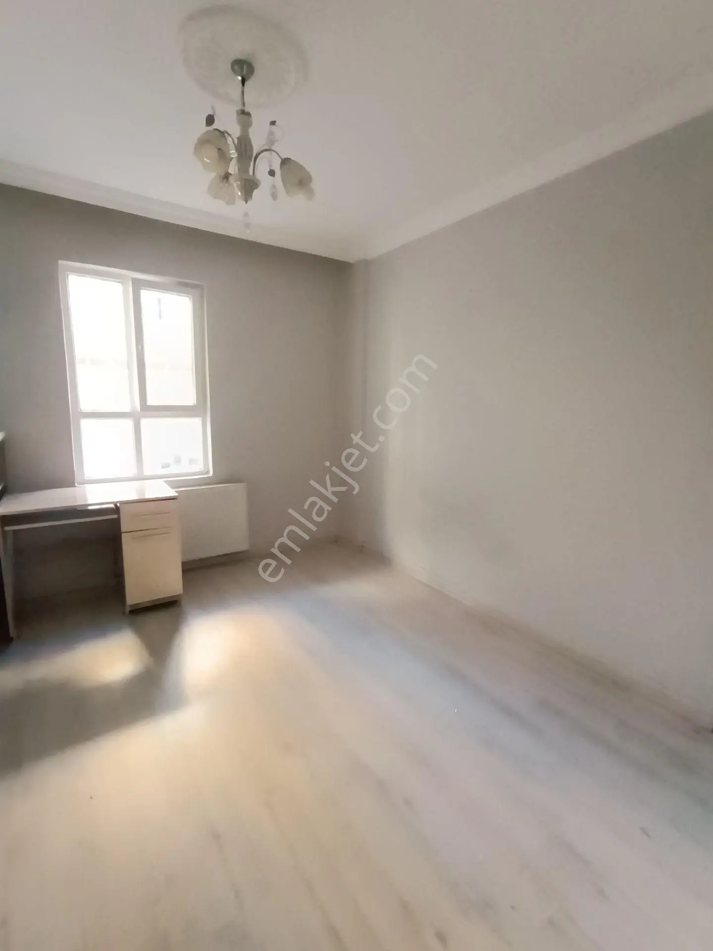 Babacandan Şairnabide Satılık 3+1 Bakımlı Daire