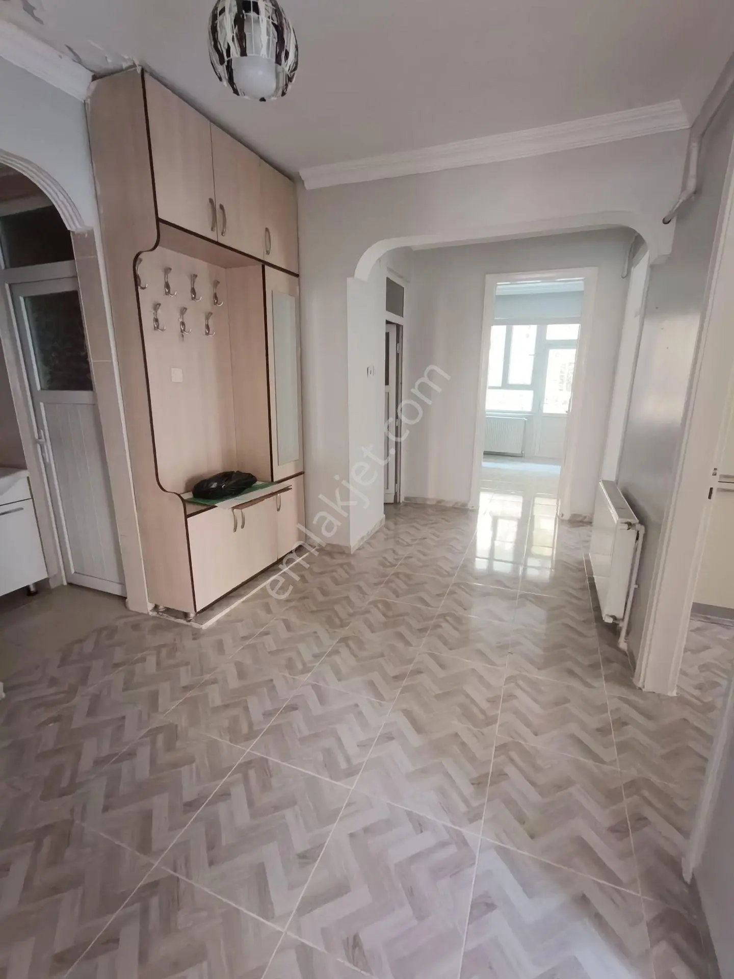 Babacandan Şairnabide Satılık 3+1 Bakımlı Daire — fotoğraf 2