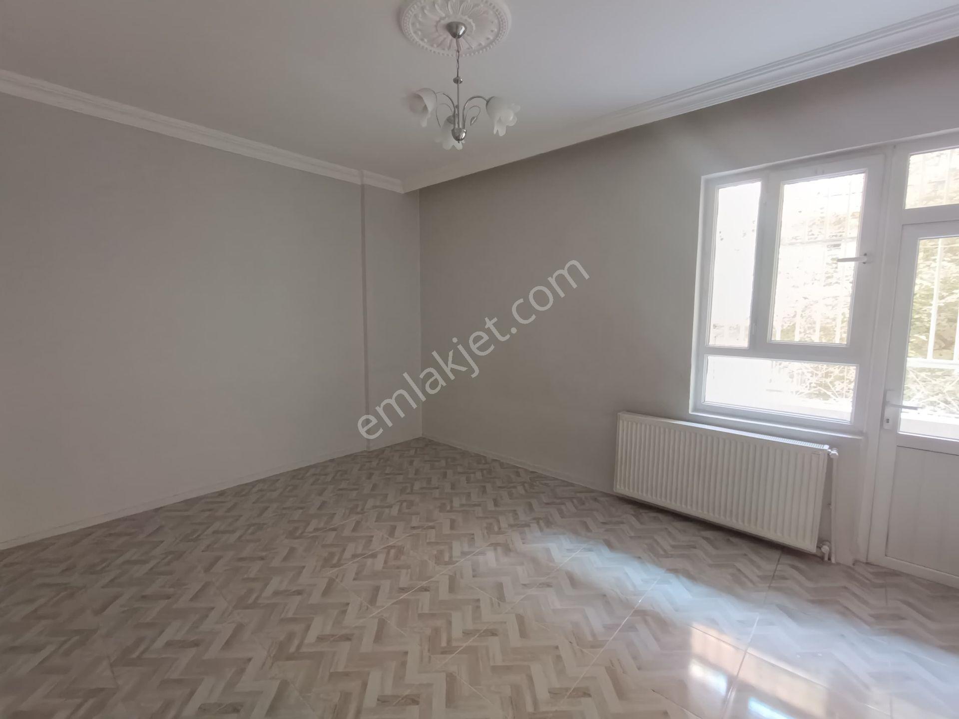 Babacandan Şairnabide Satılık 3+1 Bakımlı Daire — fotoğraf 9