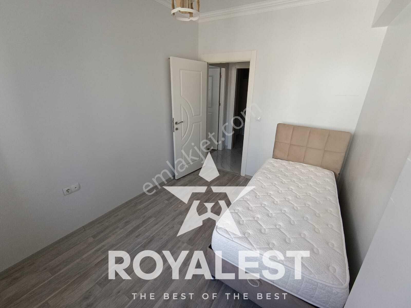 Royalest'ten Manzaralı Süper Konumda Bakımlı 3+1 — fotoğraf 11