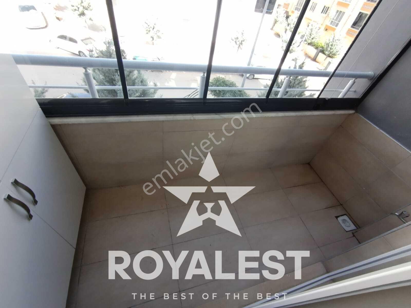 Royalest'ten Manzaralı Süper Konumda Bakımlı 3+1 — fotoğraf 22