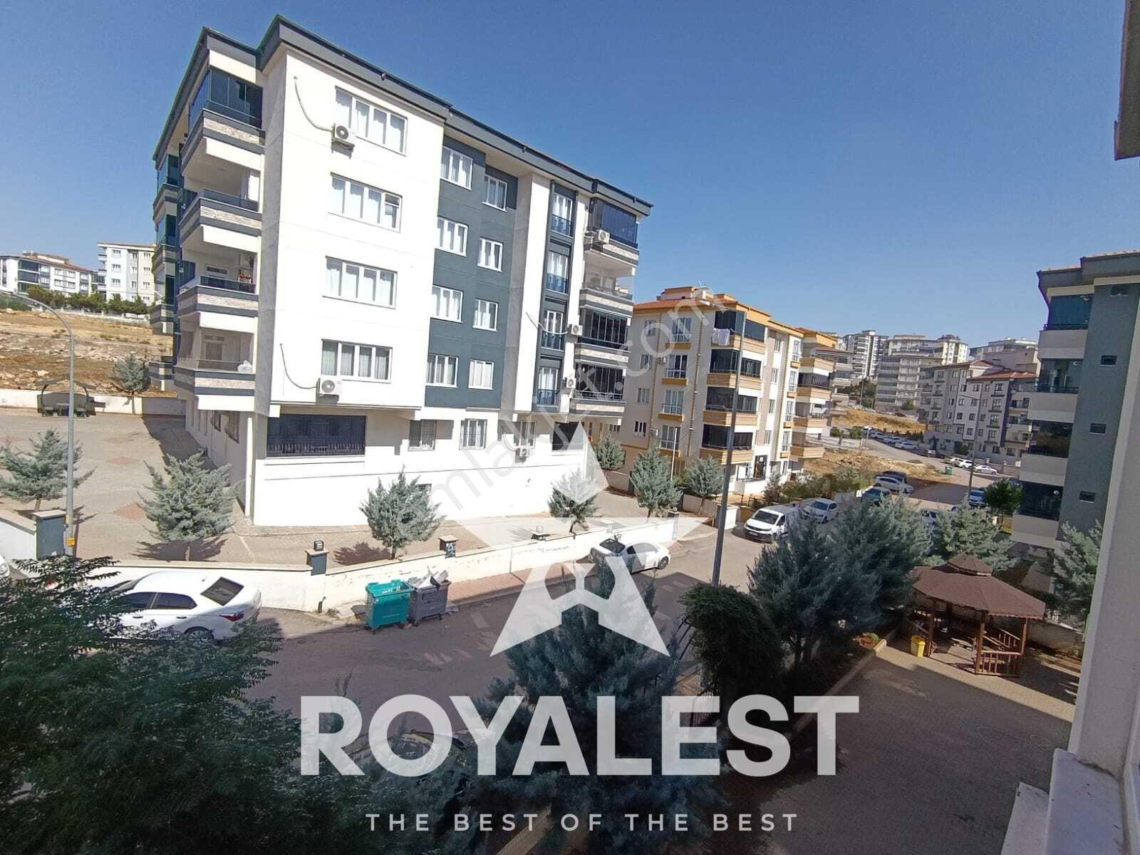 Royalest'ten Manzaralı Süper Konumda Bakımlı 3+1 — fotoğraf 25