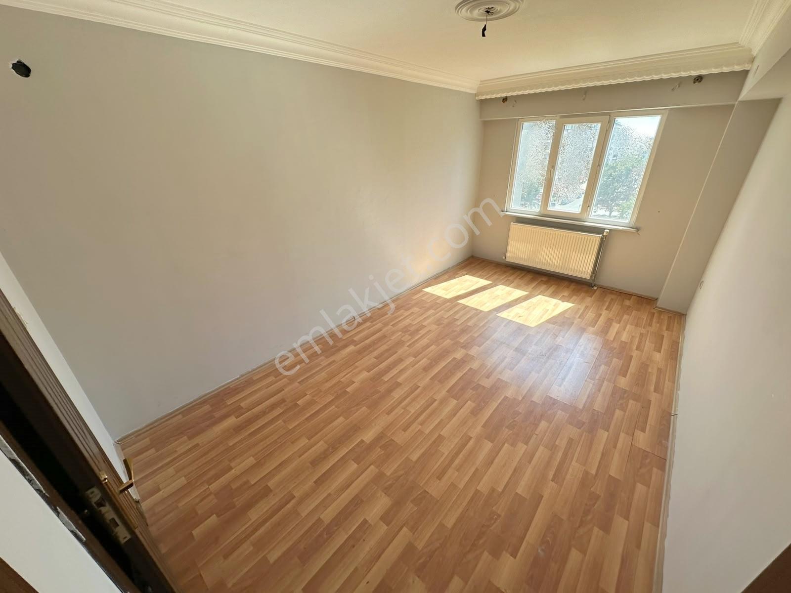 Az-er Yapıdan Geniş Kullanım Alanına Sahip Ön Cephe 2+1 Daire — fotoğraf 7