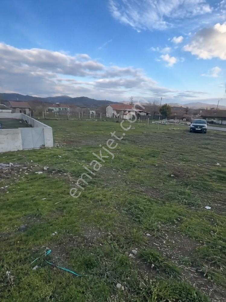 Manisa Yunusemre Çamlıca Mah. 371m2 Villa İmarlı Arsa — fotoğraf 8