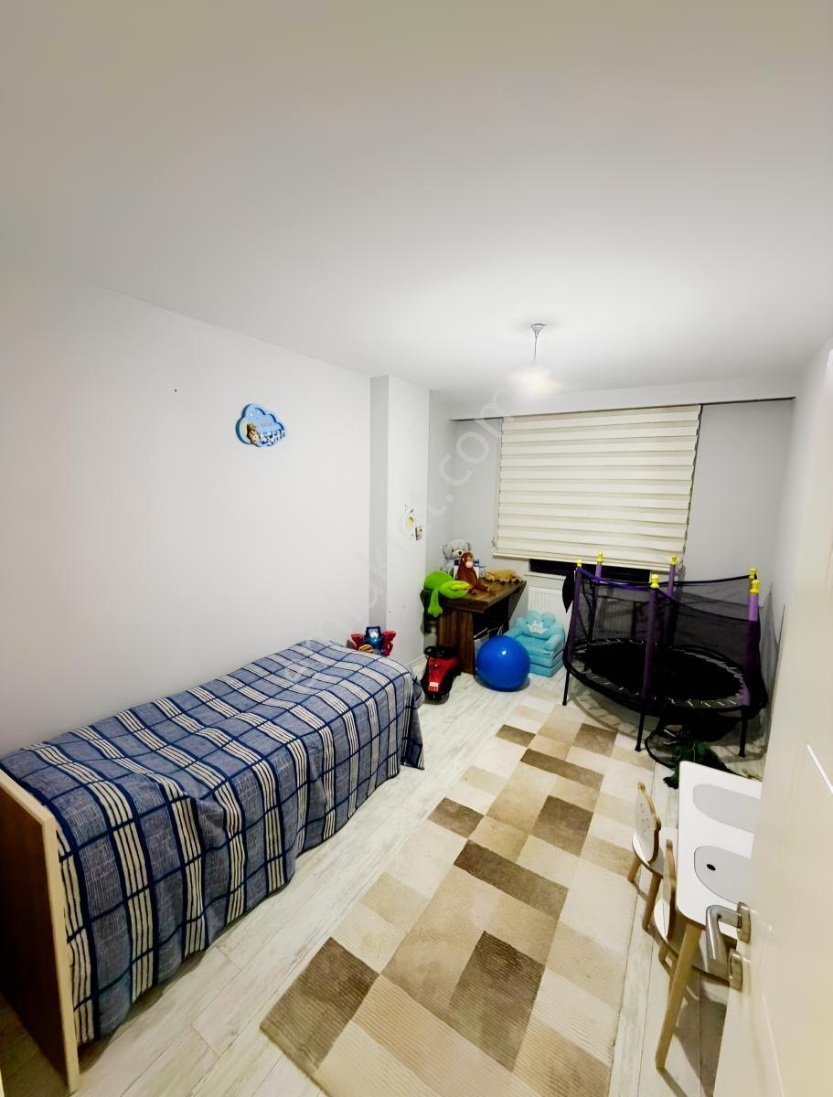 Re/max Can Özkokudan Derebahçede Ara Kat, 3+1 Fırsat!! — fotoğraf 7