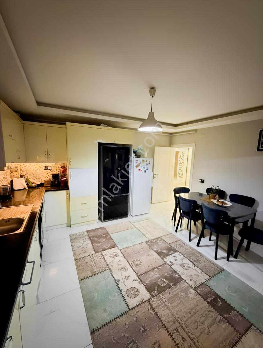 Re/max Can Özkokudan Derebahçede Ara Kat, 3+1 Fırsat!! — fotoğraf 10