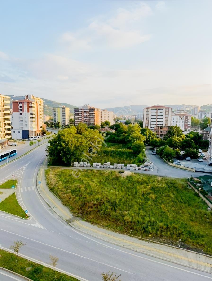 Re/max Can Özkokudan Derebahçede Ara Kat, 3+1 Fırsat!! — fotoğraf 18