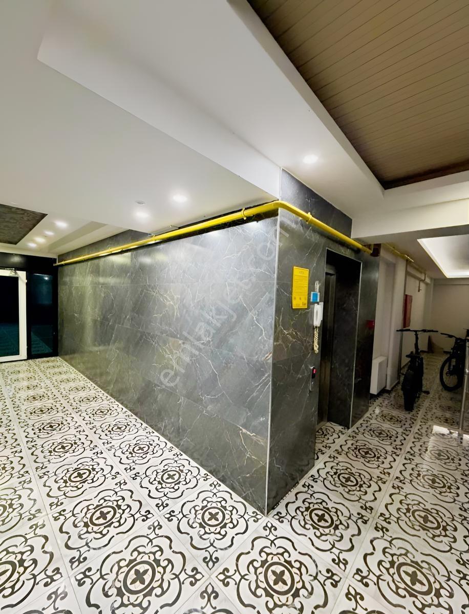 Re/max Can Özkokudan Derebahçede Ara Kat, 3+1 Fırsat!! — fotoğraf 22