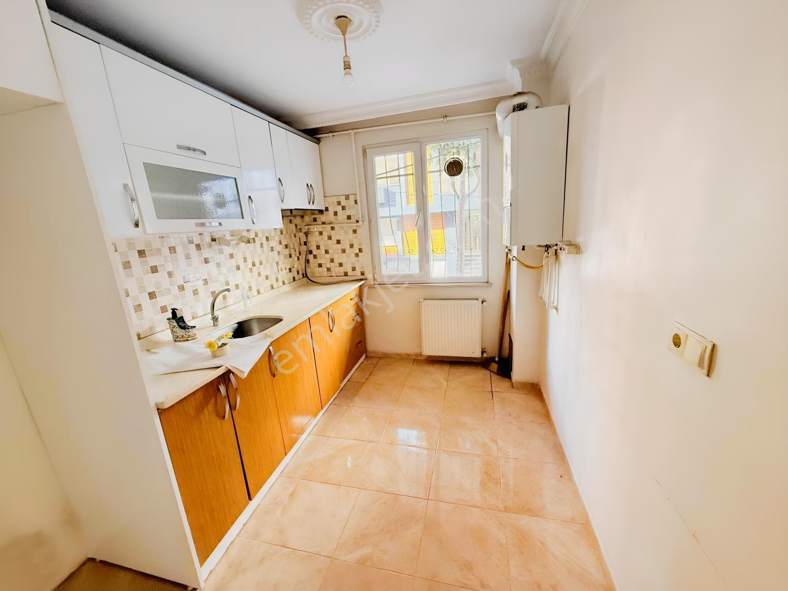 Arzu Emlak'tan Gazi Mah Satılık 3+1 Balkonlu Yüksek Giriş Daire — fotoğraf 4