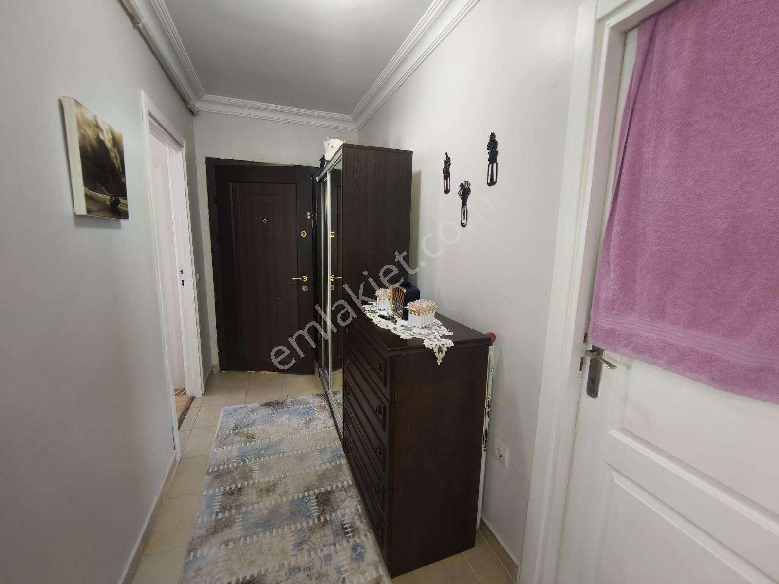 Güneyden Geniş Kullanışlı Balkonlu 3+1.100m2 Daire — fotoğraf 9