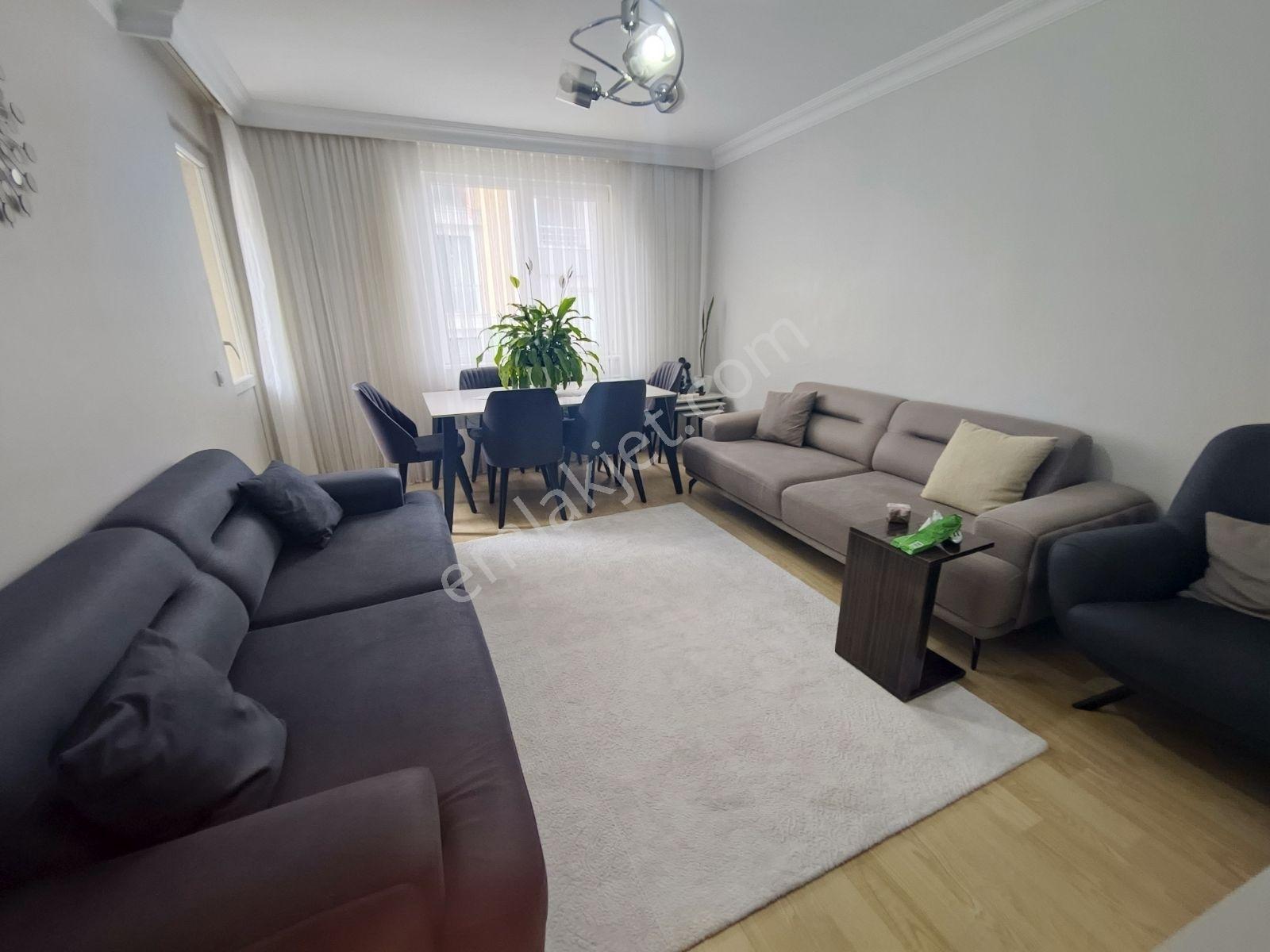 Güneyden Geniş Kullanışlı Balkonlu 3+1.100m2 Daire — fotoğraf 11