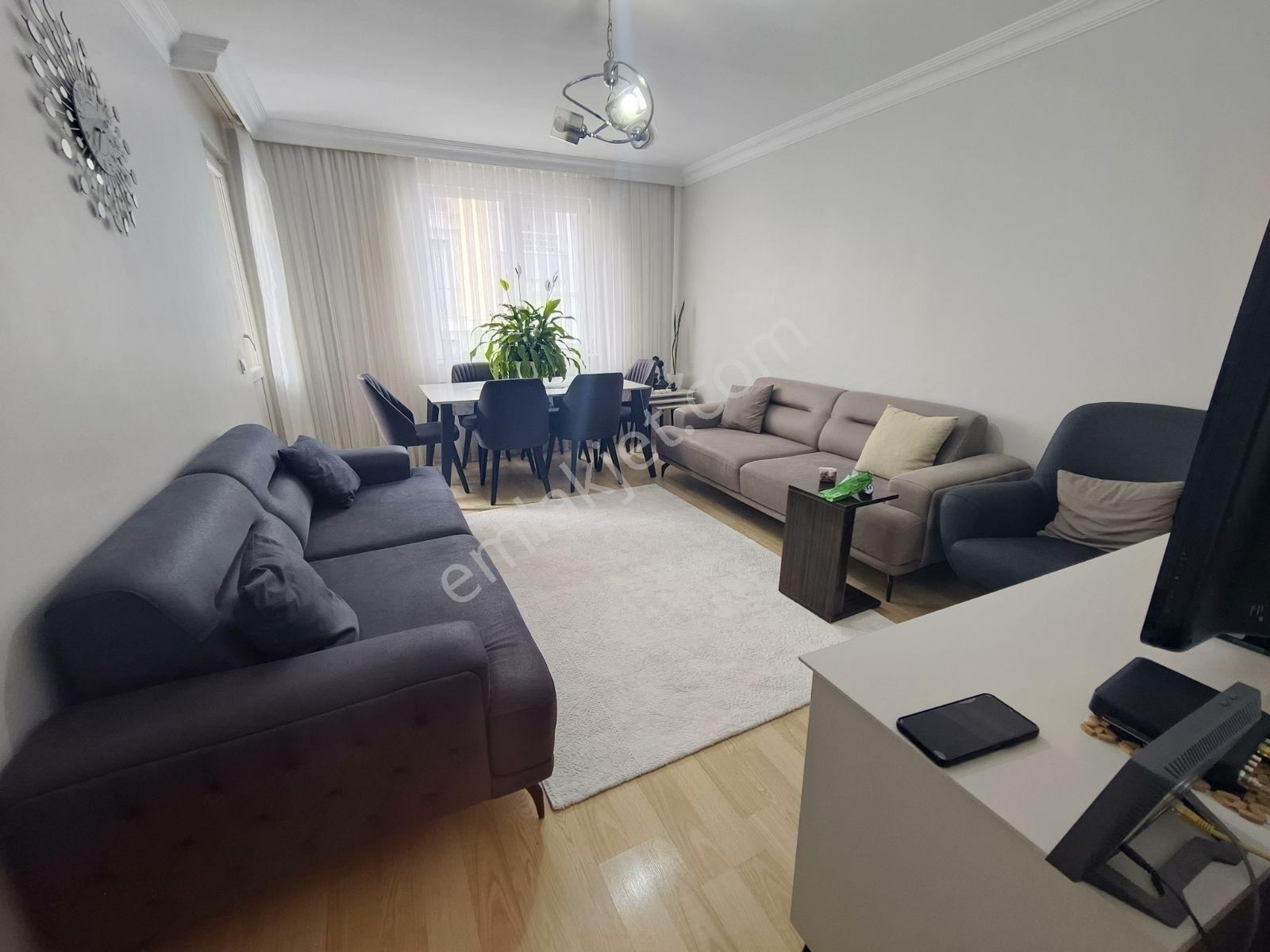 Güneyden Geniş Kullanışlı Balkonlu 3+1.100m2 Daire — fotoğraf 12