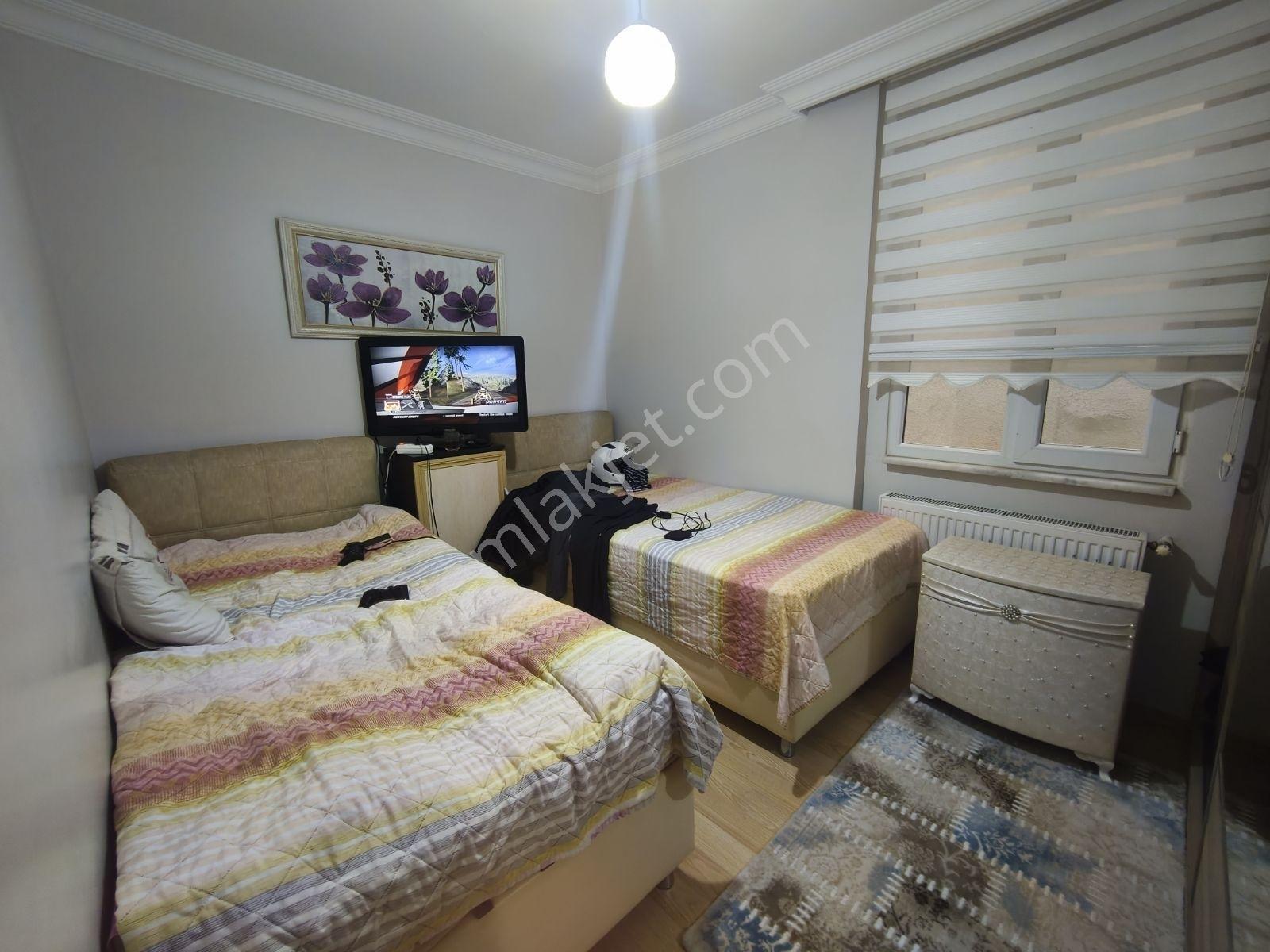 Güneyden Geniş Kullanışlı Balkonlu 3+1.100m2 Daire — fotoğraf 17