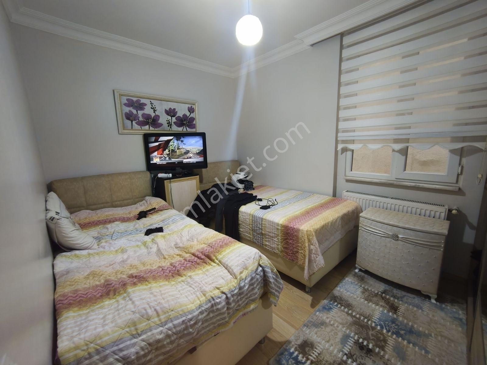 Güneyden Geniş Kullanışlı Balkonlu 3+1.100m2 Daire — fotoğraf 19