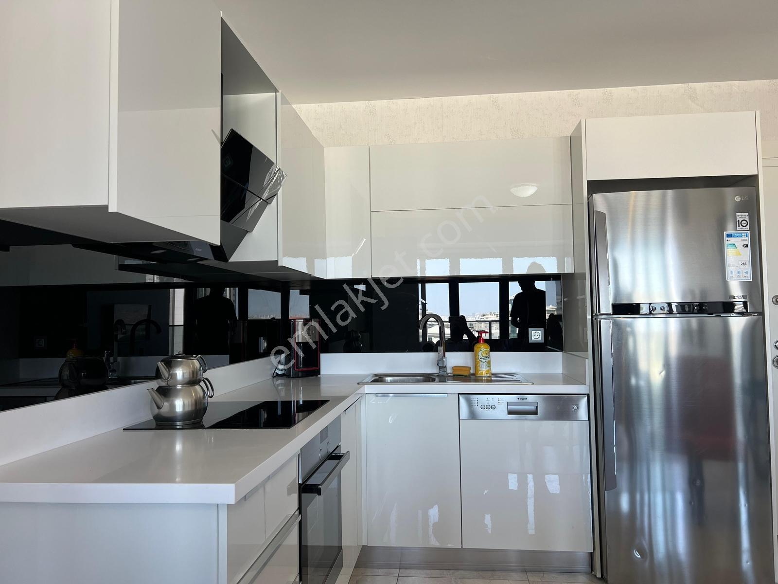 Pegaas'tan Allure Tower'da 1+1 Boş Oturuma Hazır Satılık Daire — fotoğraf 8