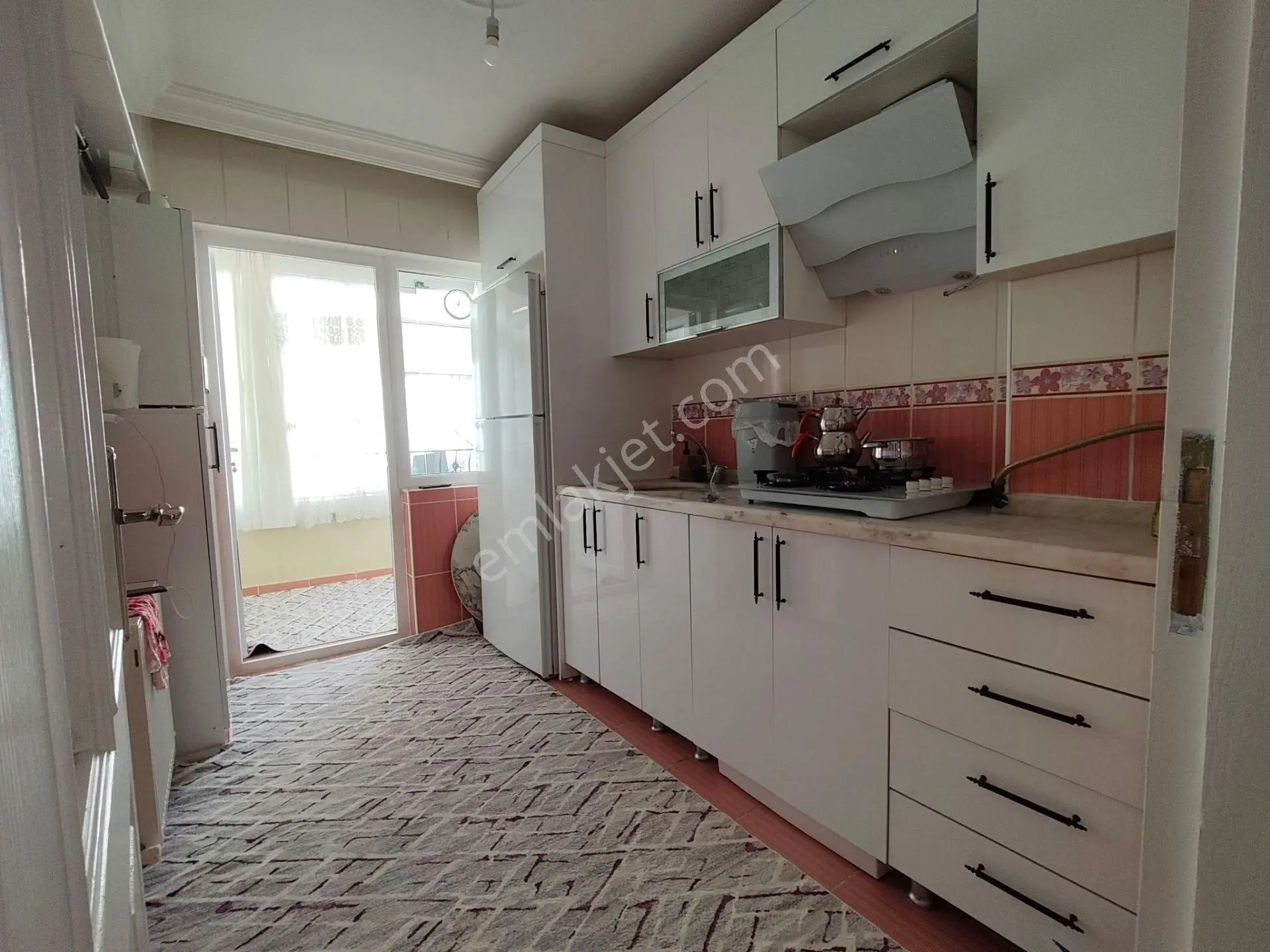 Yılmaz Gayrimenkulden Masrafsız 3+1 Öncephe Ara Kat Satılık Daire Pazarlık Var — fotoğraf 7