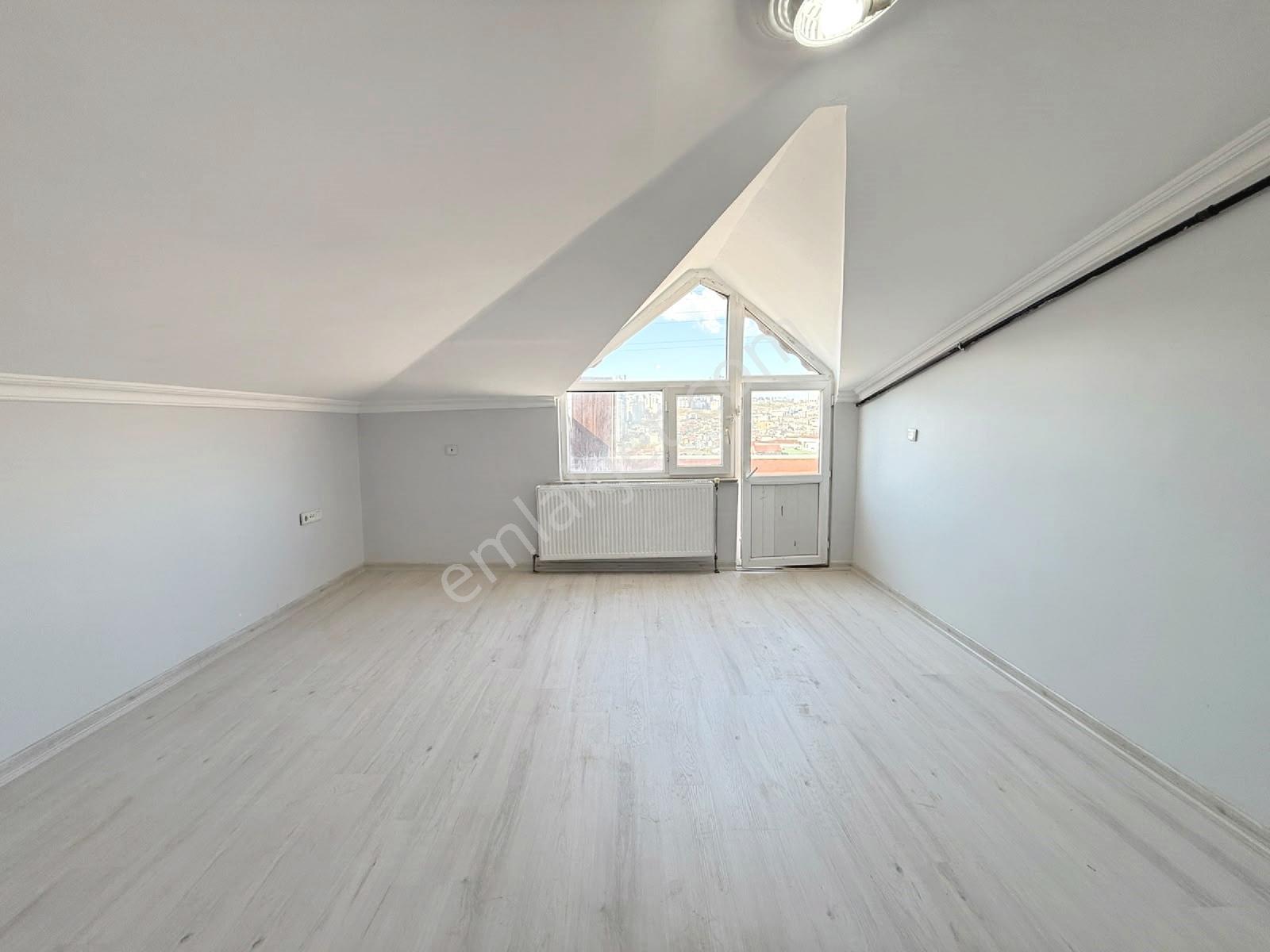 Merkezi Konumda Asansörlü, Otoparklı 4+2 Dubleks Daire — fotoğraf 17