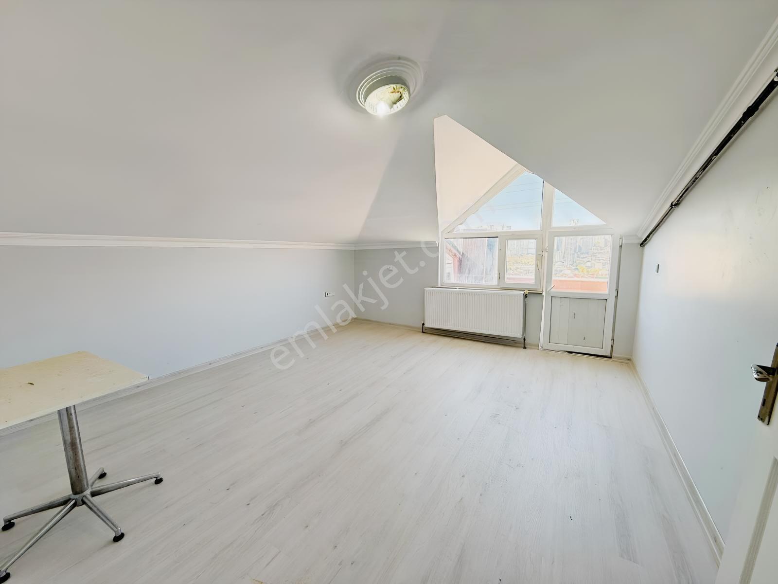 Merkezi Konumda Asansörlü, Otoparklı 4+2 Dubleks Daire — fotoğraf 18