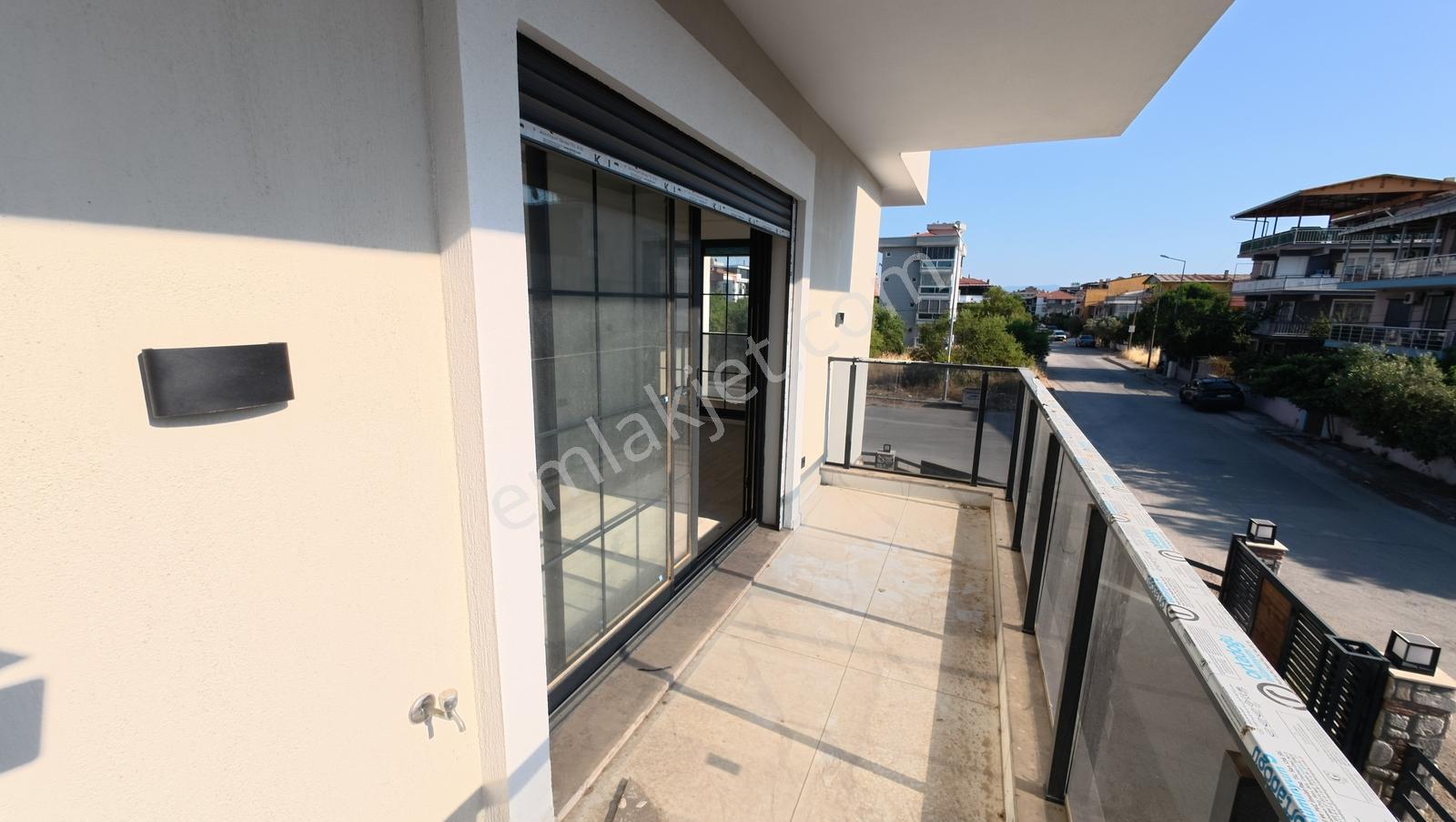 Menderes Coldwell Banker Poyrazdan Köşe Konum Lüks 4+1 Villa — fotoğraf 14