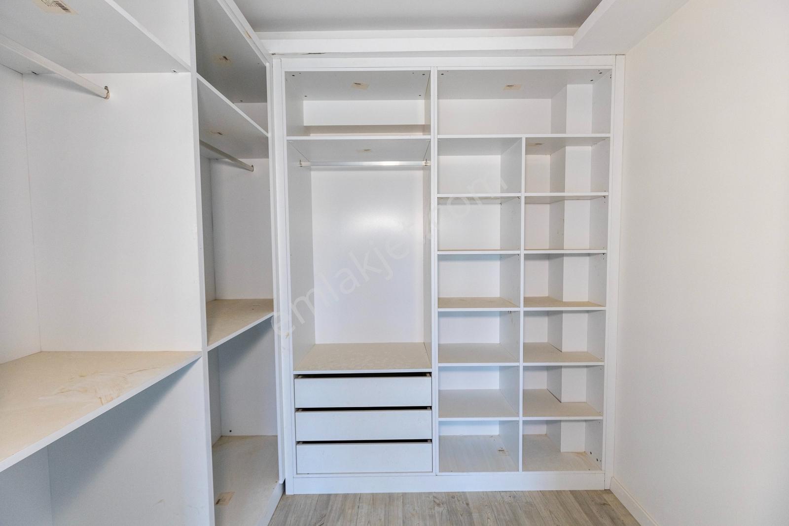 Menderes Coldwell Banker Poyrazdan Köşe Konum Lüks 4+1 Villa — fotoğraf 23