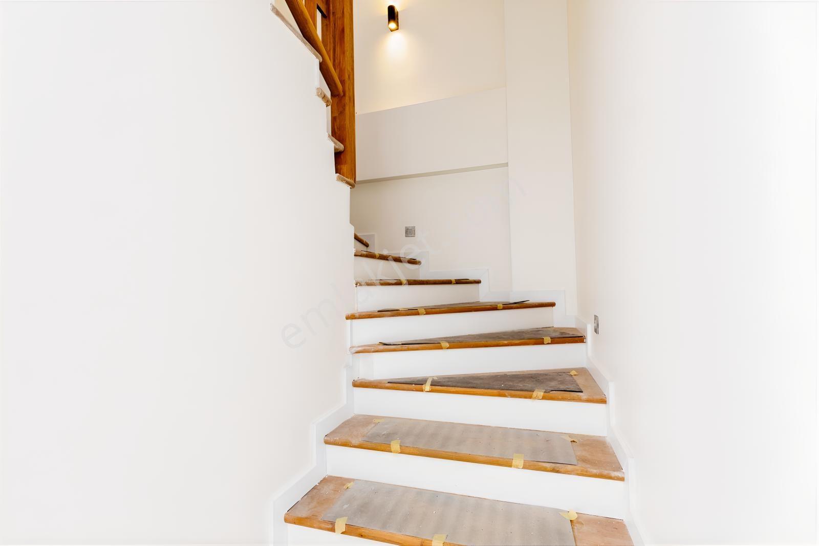 Menderes Coldwell Banker Poyrazdan Köşe Konum Lüks 4+1 Villa — fotoğraf 29