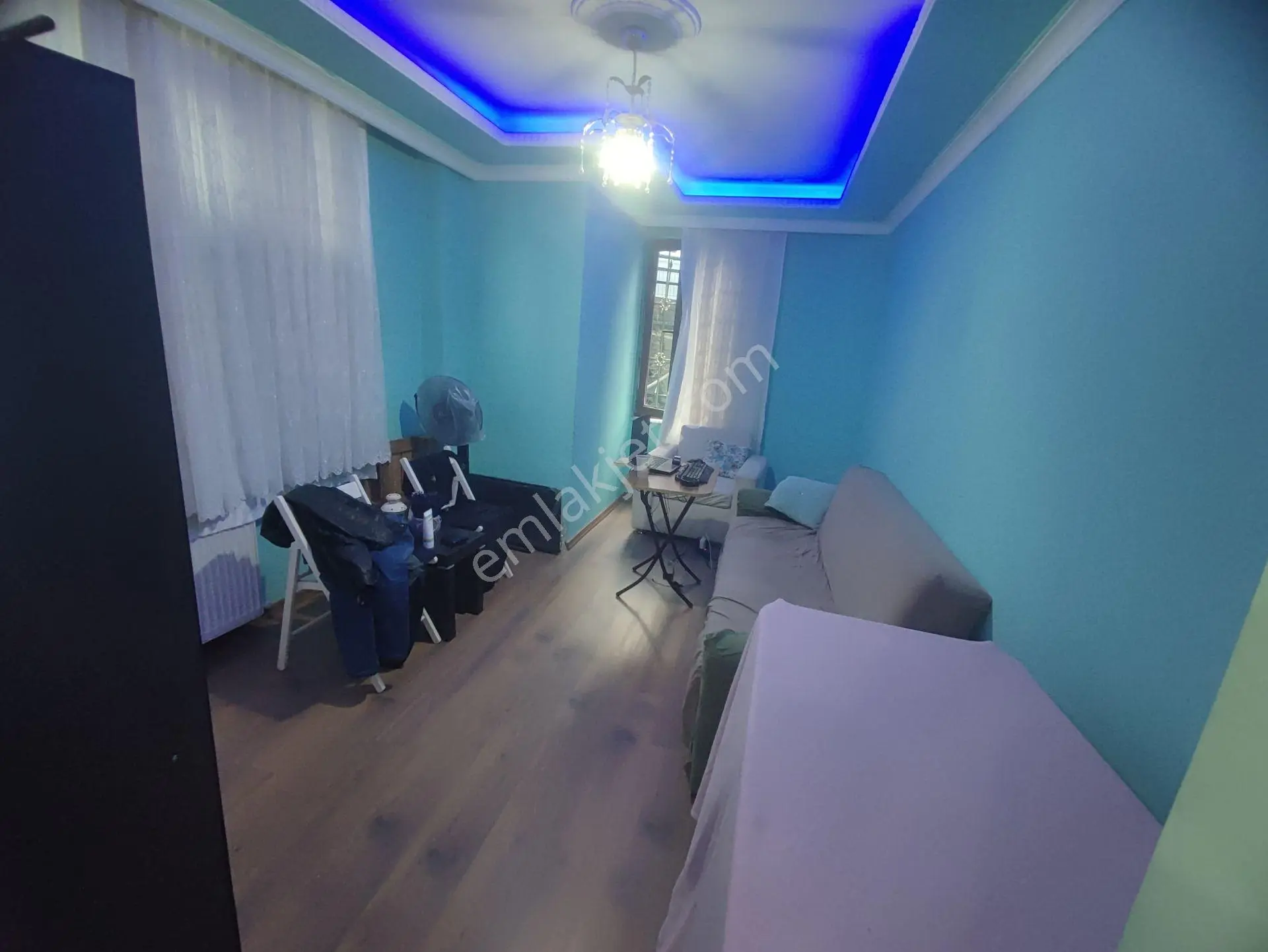 Eyüp Karadolap Mah.'de 1+1 Satılık Daire Asansörlü — fotoğraf 2