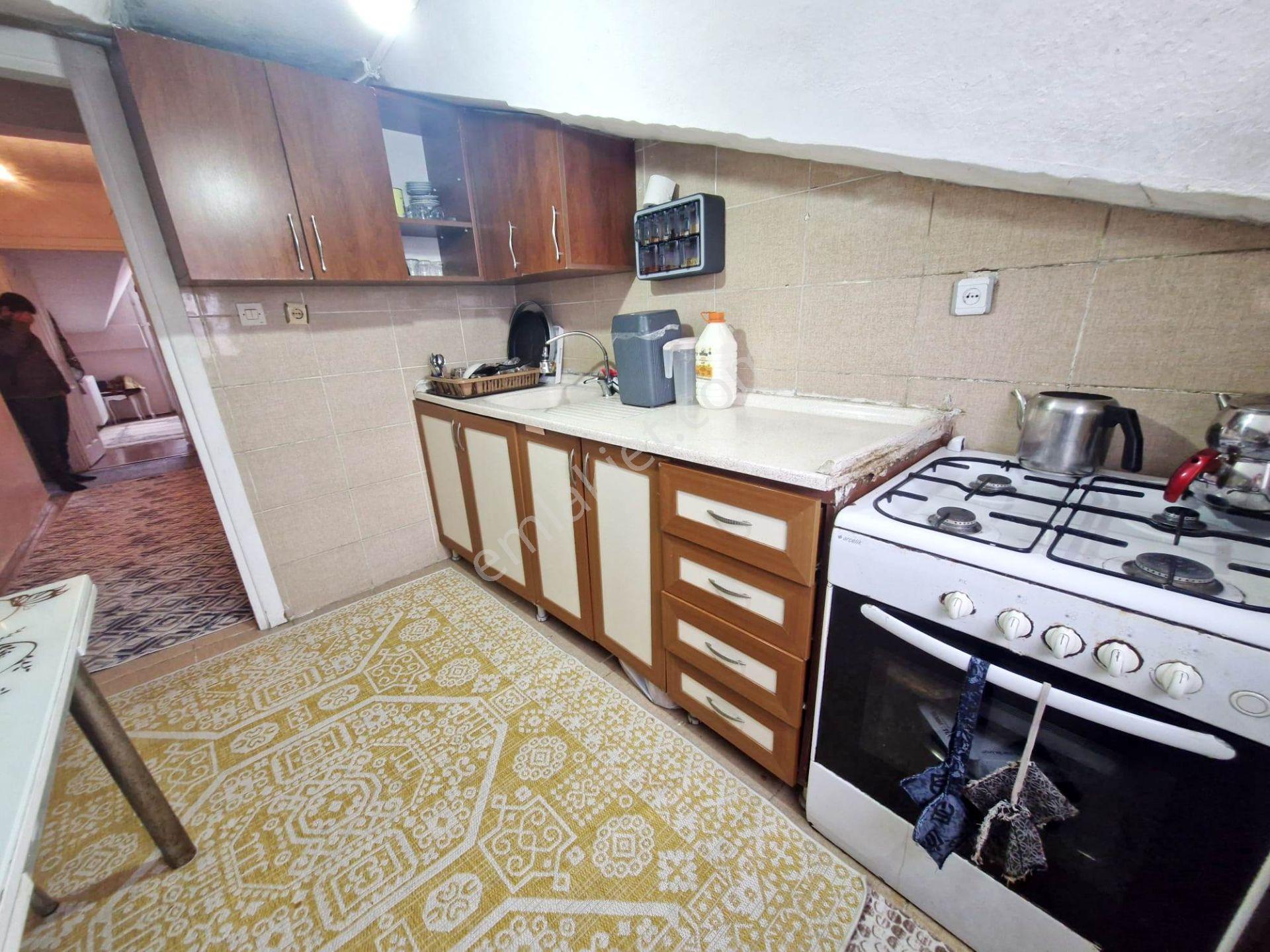Fatih Emlak Tan 2+1 Teras Katı Krediye Uygun — fotoğraf 11