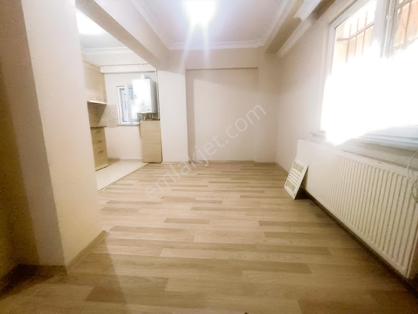 Nusratiye Mavili Bahçede 2+1 Konumu Mükemmel 85m² Satılık Daire — fotoğraf 13