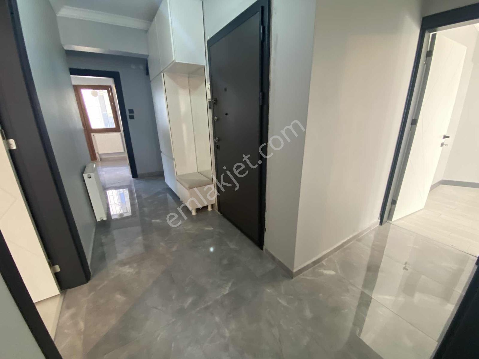 Yunus Emre Mah. 2+1 Komple Tadilatlı Daire — fotoğraf 8