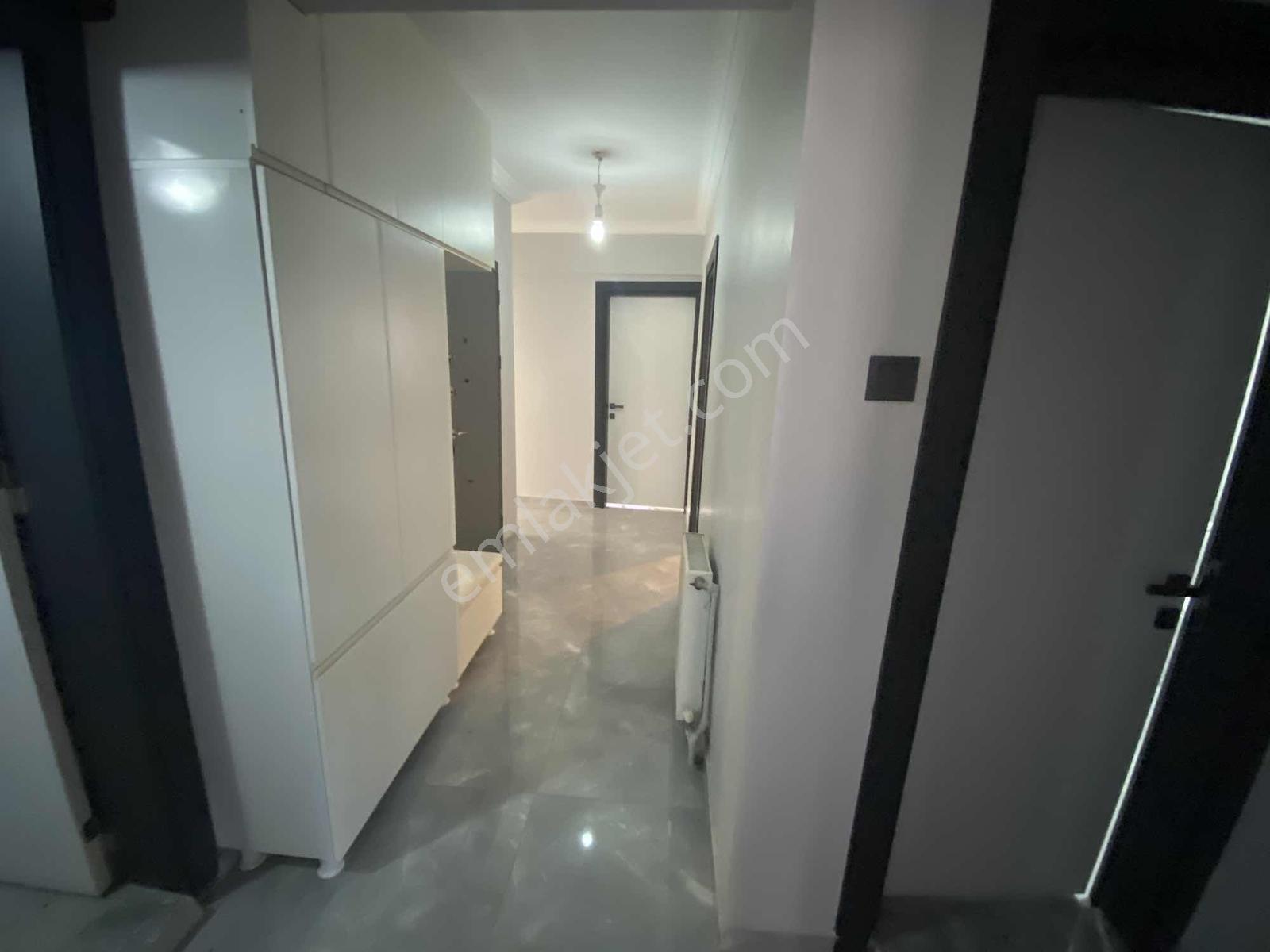 Yunus Emre Mah. 2+1 Komple Tadilatlı Daire — fotoğraf 9