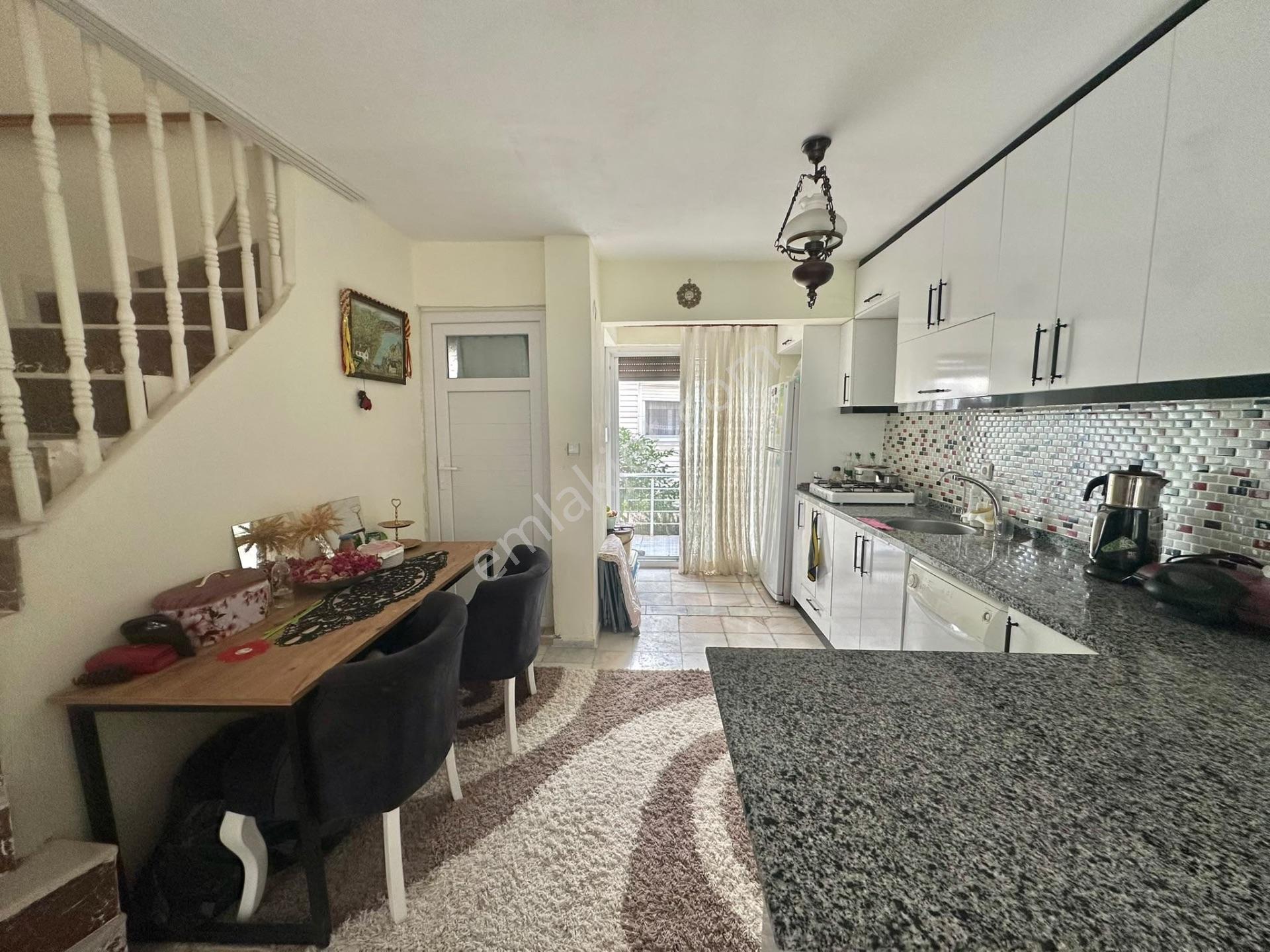 Fırsat Villa Plaja 150 Mt 3+1 Villa Full Eşyalı — fotoğraf 12
