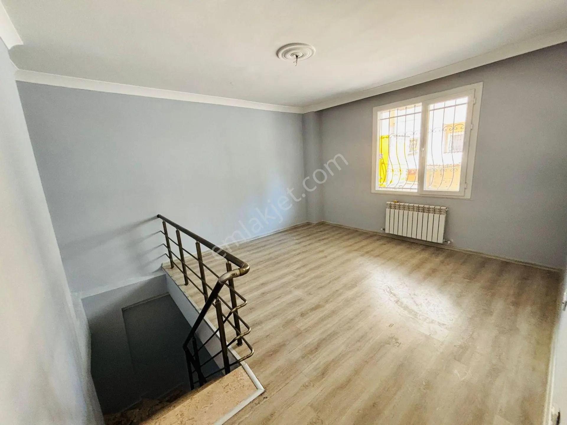 Mertcan'dan Fatih Mah. 3+1 Yakacık Cad. Yakın Ters Dubleks — fotoğraf 3