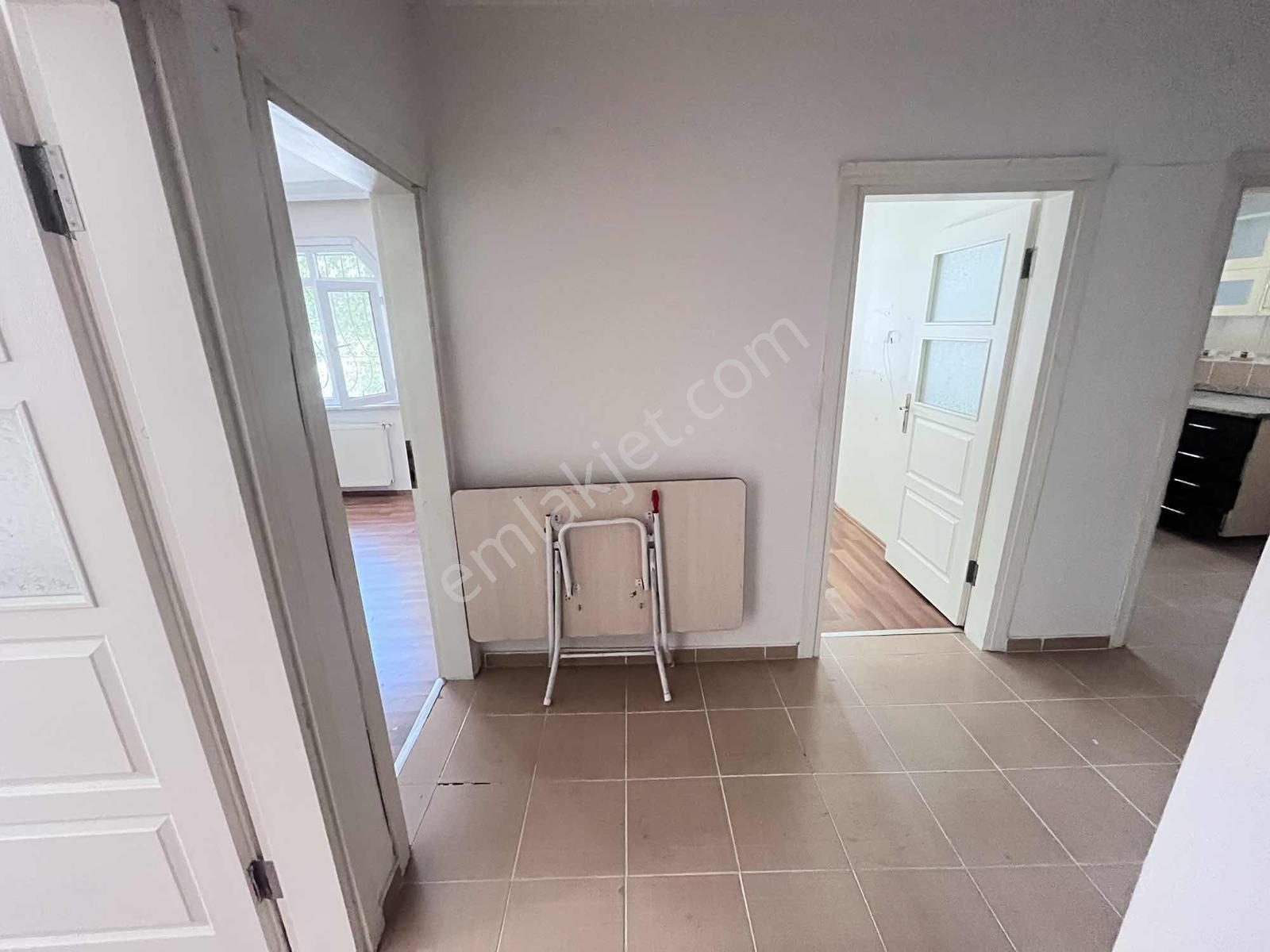 Kirazlıda Geniş Ve Kullanışlı 2+1 Masrafsız — fotoğraf 15