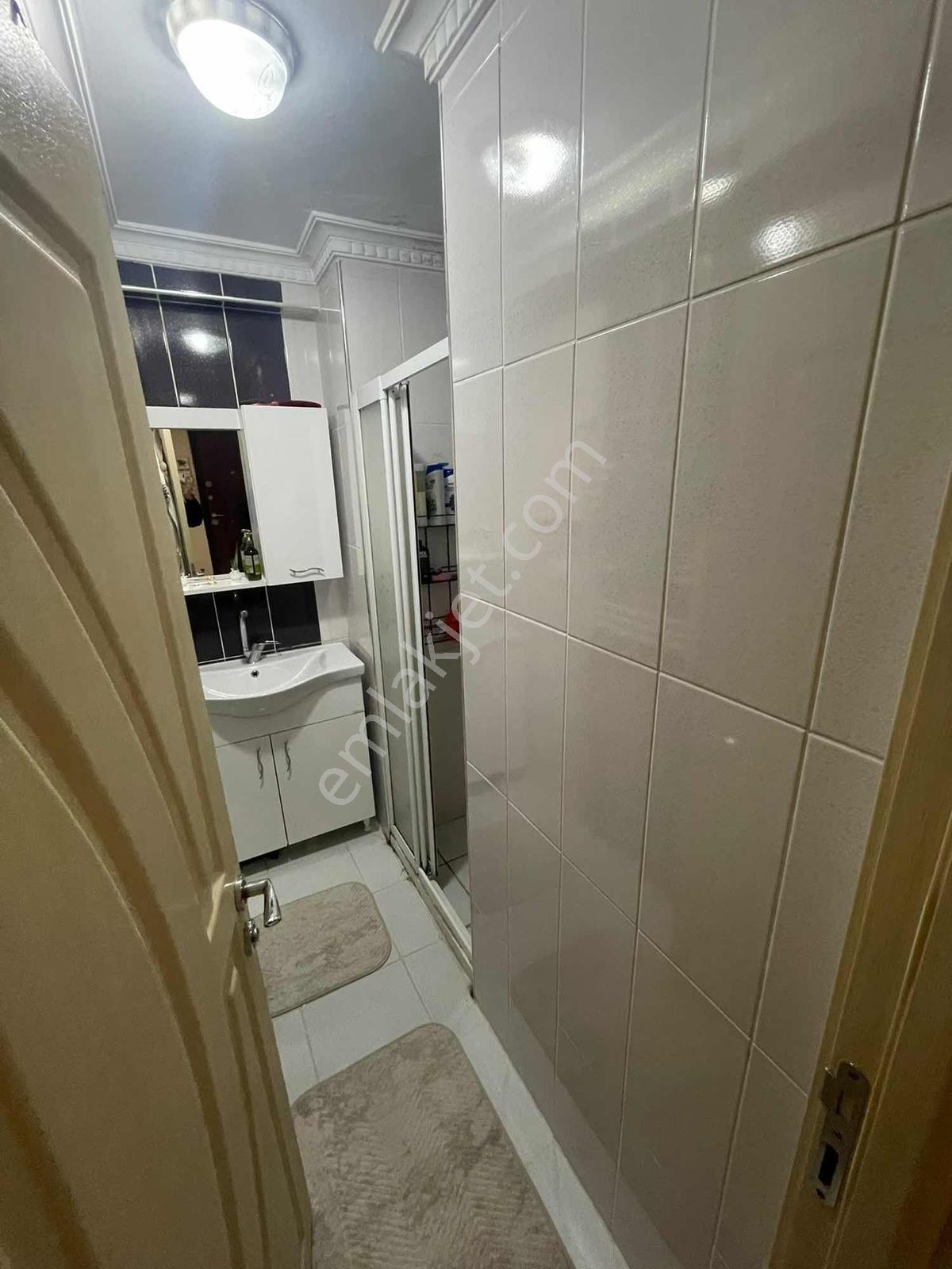 Emin Gayrimenkulden Göztepede Muhteşem Konumda Arakat 2+1 — fotoğraf 6