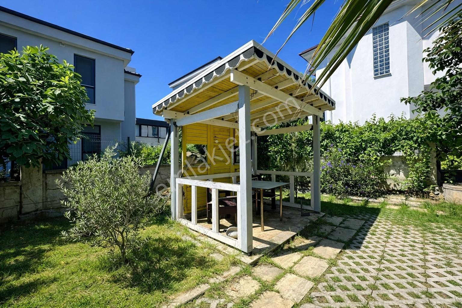 Umas Solutıon'dan | Denize 150m | 3+1 Dubleks Villa — fotoğraf 11