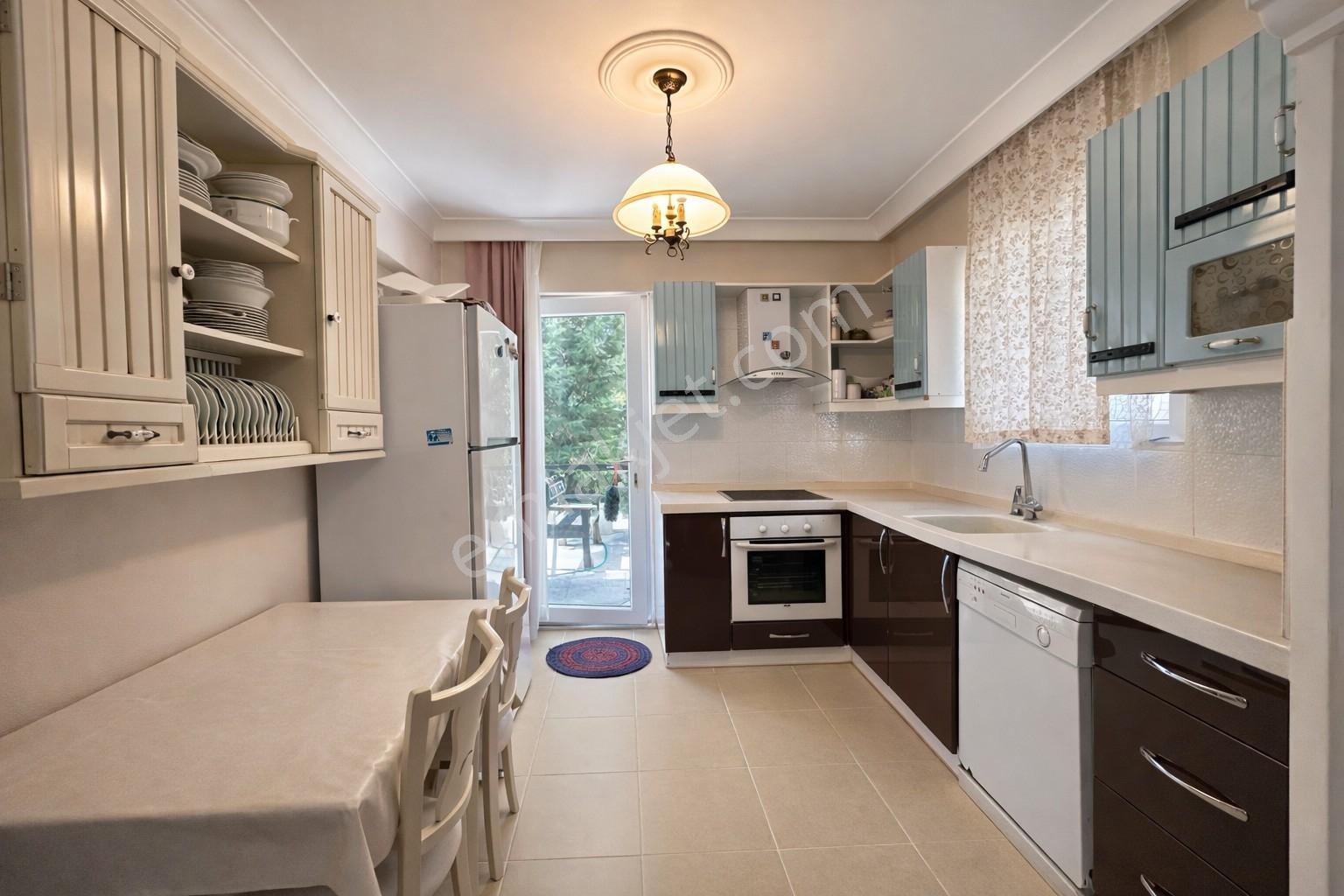 Umas Solutıon'dan | Denize 150m | 3+1 Dubleks Villa — fotoğraf 19