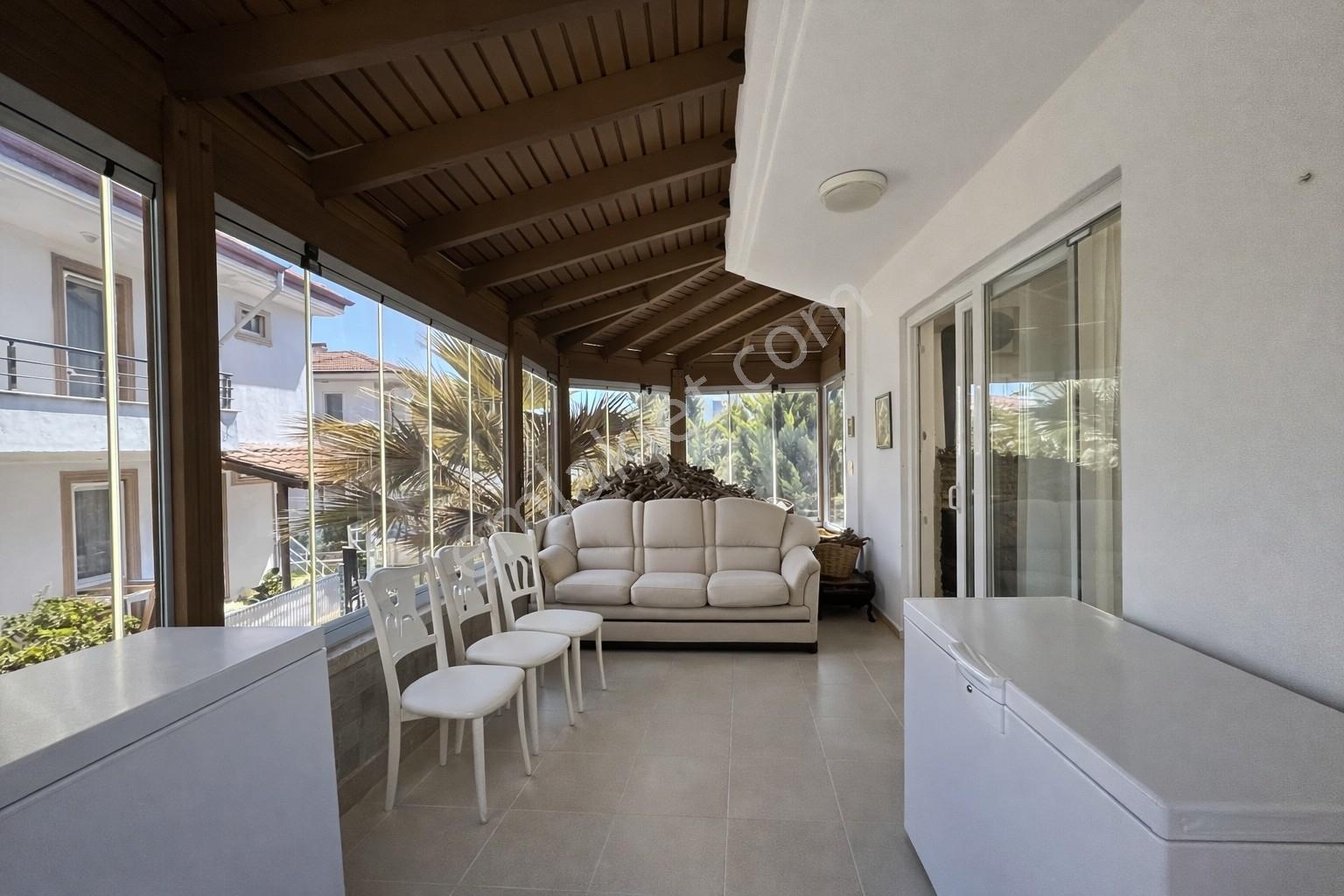 Umas Solutıon'dan | Denize 150m | 3+1 Dubleks Villa — fotoğraf 22
