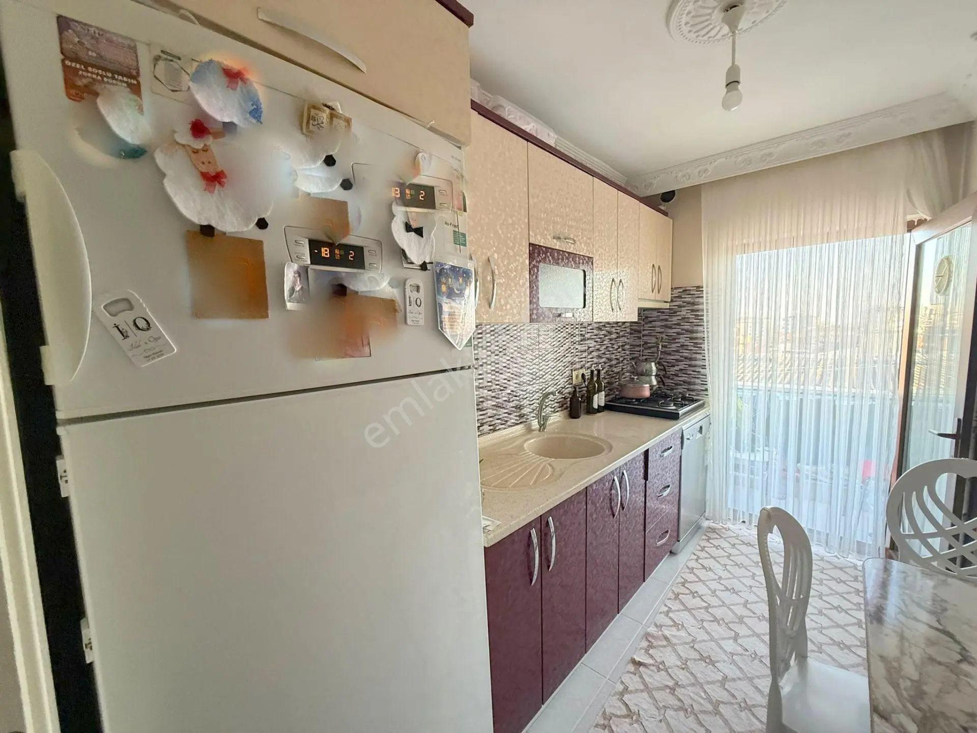 Mertcan'dan Caddeye 1dk İskanlı Açık Balkonlu 2+1 Daire — fotoğraf 3