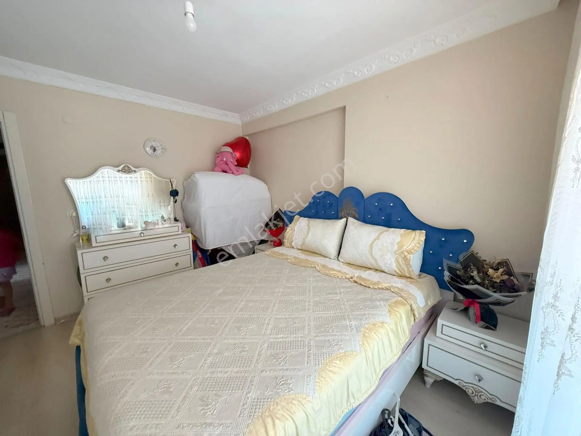 Mertcan'dan Caddeye 1dk İskanlı Açık Balkonlu 2+1 Daire — fotoğraf 6