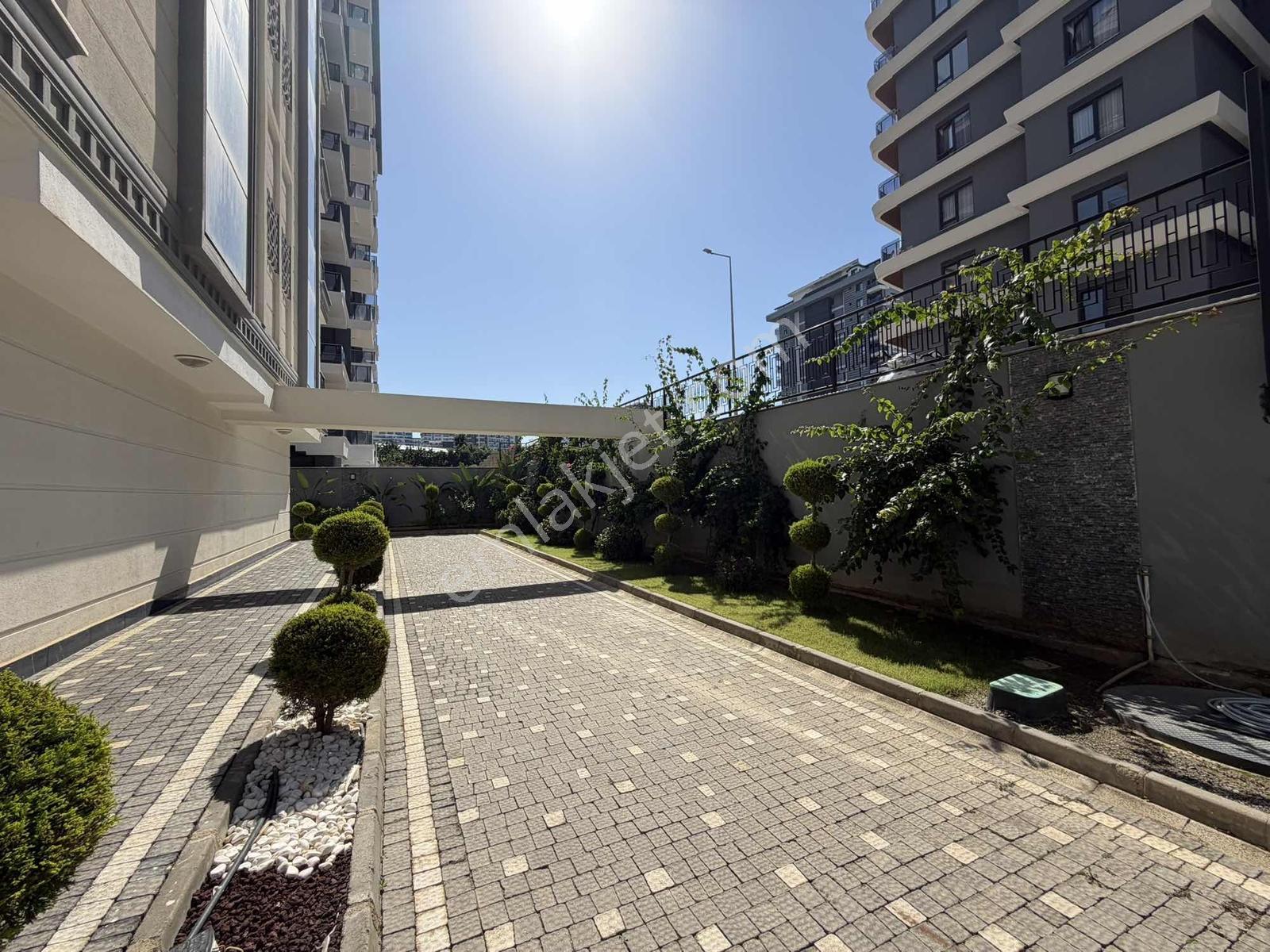 Alanya Mahmutlar Satılık 1+1 50 M2 Daire — fotoğraf 3