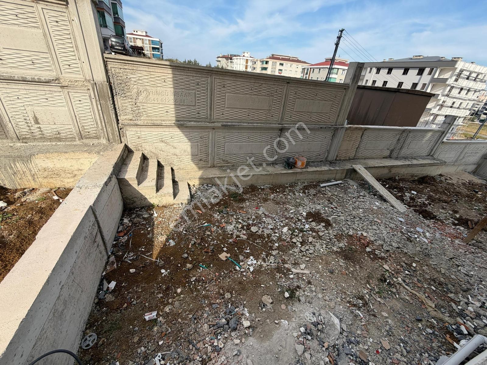 İstiklal Mahallesinde Fırsat Satılık 1+1 Daire! — fotoğraf 5