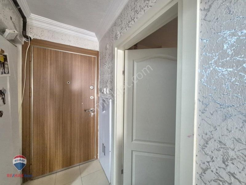 29 Karşıyaka Nergız De 2+1 Satılık Arakat Daıre — fotoğraf 2